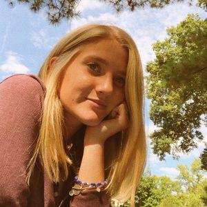 Meet your Posher, Molly